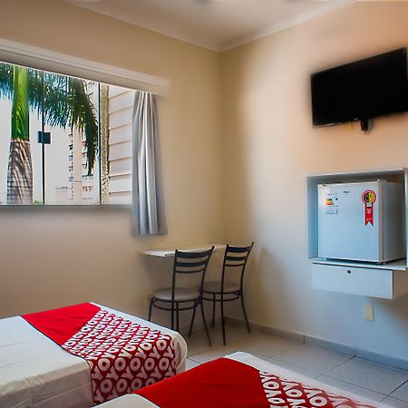 Oyo Cerrado Hotel, Campo Grande Campo Grande  Luaran gambar A room at the hotel