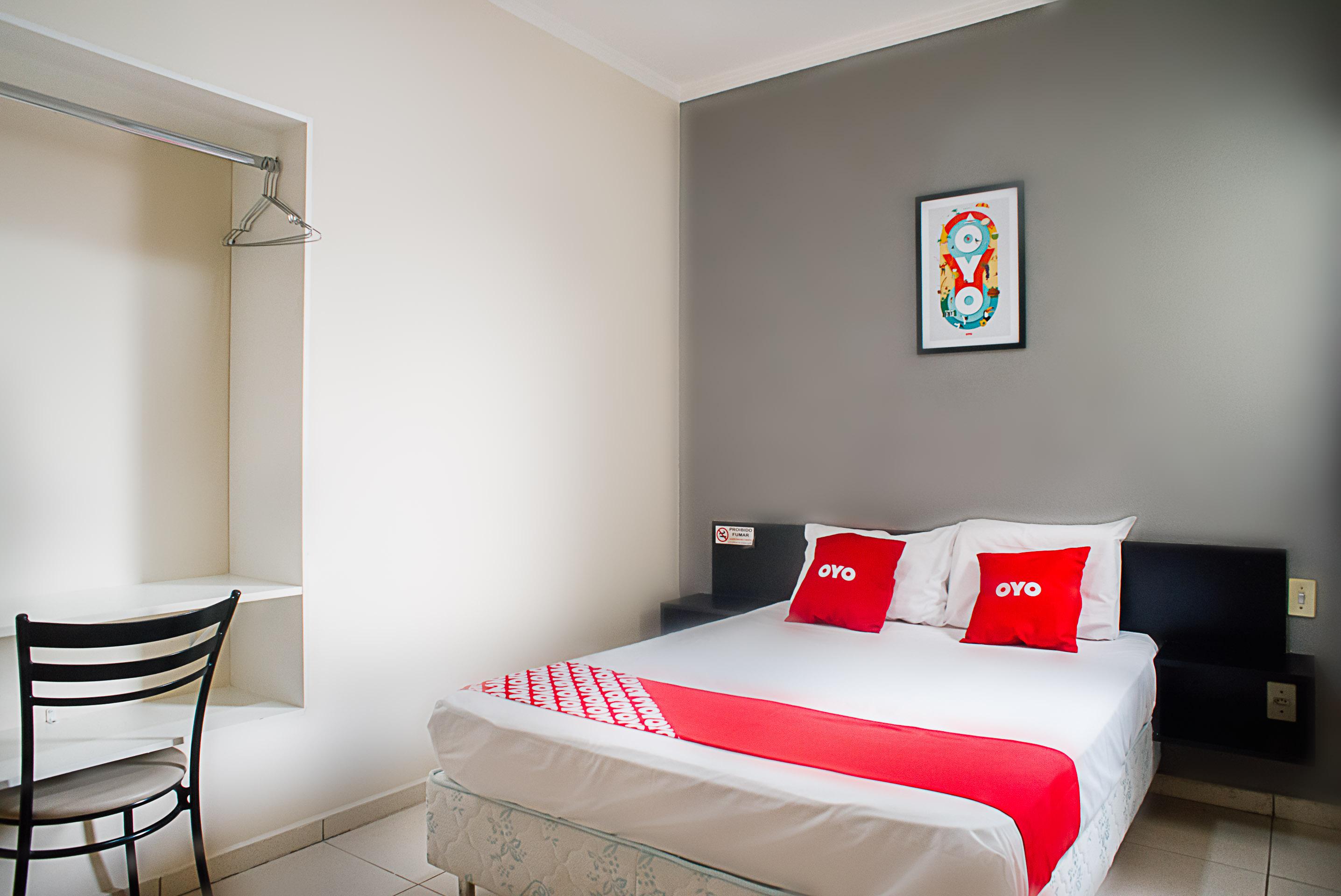 Oyo Cerrado Hotel, Campo Grande Campo Grande  Luaran gambar A room at OYO Townhouse, Mysore