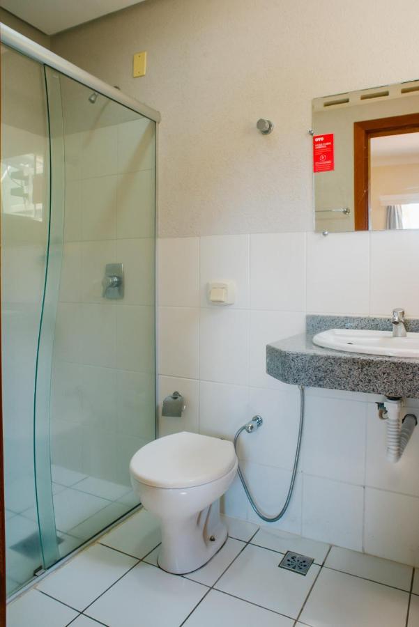 Oyo Cerrado Hotel, Campo Grande Campo Grande  Luaran gambar A shower cubicle